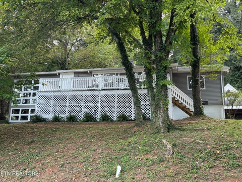 Photo of 102 Oxford Rd, Oak Ridge, TN 37830 (MLS # 1343780)