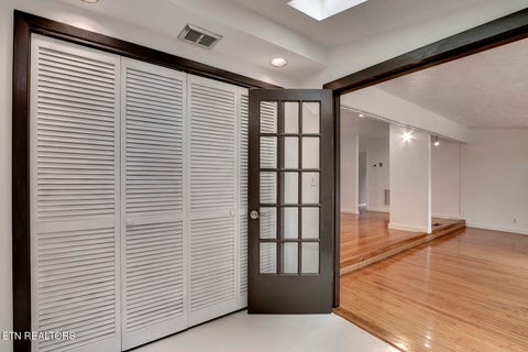 Tiny photo for 102 Oxford Rd, Oak Ridge, TN 37830 (MLS # 1343780)