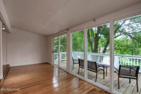Tiny photo for 102 Oxford Rd, Oak Ridge, TN 37830 (MLS # 1343780)
