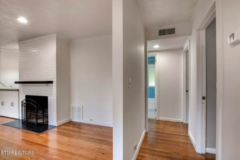 Tiny photo for 102 Oxford Rd, Oak Ridge, TN 37830 (MLS # 1343780)