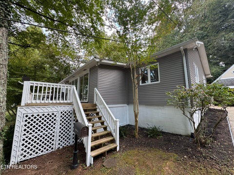 Tiny photo for 102 Oxford Rd, Oak Ridge, TN 37830 (MLS # 1343780)