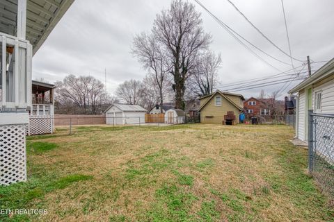 Tiny photo for 2009 Fairmont Boulevard Blvd, Knoxville, TN 37917 (MLS # 1326324)