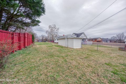 Tiny photo for 2009 Fairmont Boulevard Blvd, Knoxville, TN 37917 (MLS # 1326324)