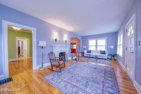 Tiny photo for 2009 Fairmont Boulevard Blvd, Knoxville, TN 37917 (MLS # 1326324)