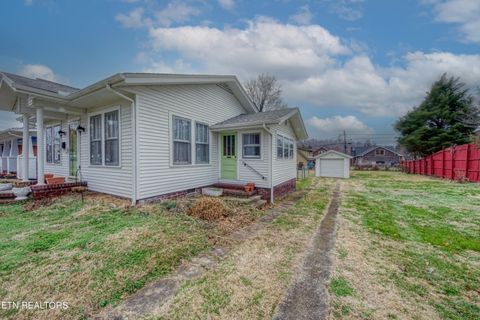 Tiny photo for 2009 Fairmont Boulevard Blvd, Knoxville, TN 37917 (MLS # 1326324)