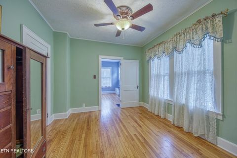 Tiny photo for 2009 Fairmont Boulevard Blvd, Knoxville, TN 37917 (MLS # 1326324)