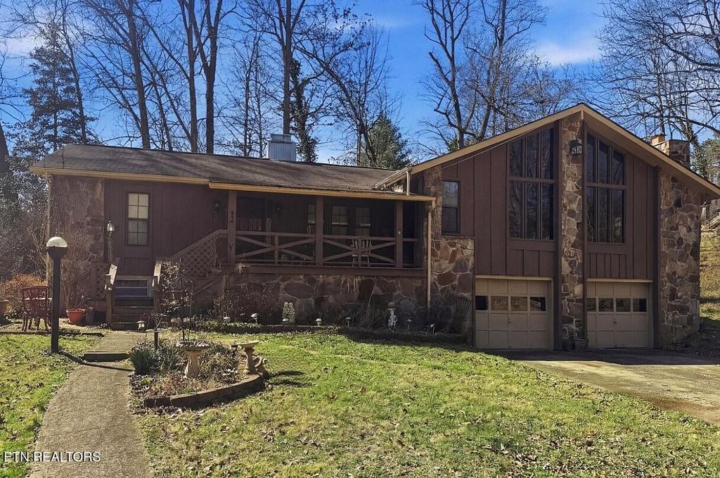 Photo of 403 Delaware Ave, Oak Ridge, TN 37830 (MLS # 1332162)