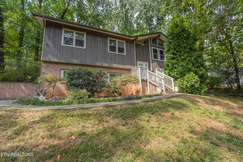 Photo of 5029 Ridgemont Drive, Knoxville, TN 37918 (MLS # 1356414)