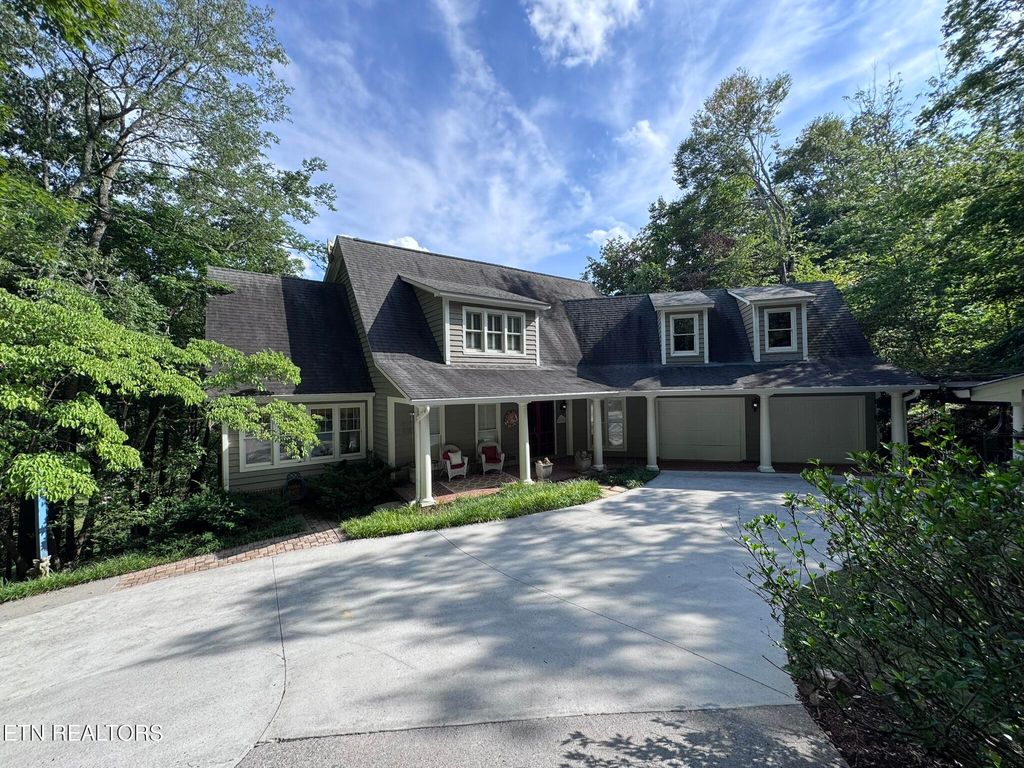 Photo of 135 Griffiths Keep, Greenback, TN 37742 (MLS # 1309232)