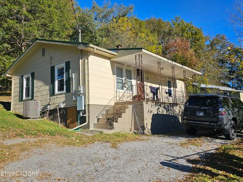 Photo of 133 Balfour Lane, Harrogate, TN 37752 (MLS # 1319245)