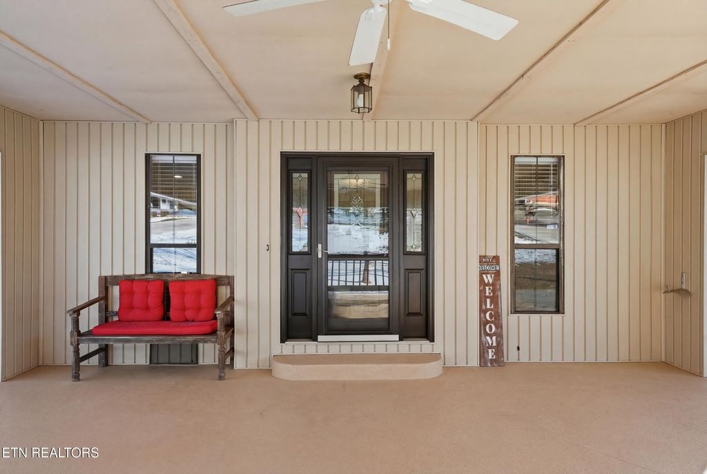 Photo of 308 Cheeyo Lane, Loudon, TN 37774 (MLS # 1328404)