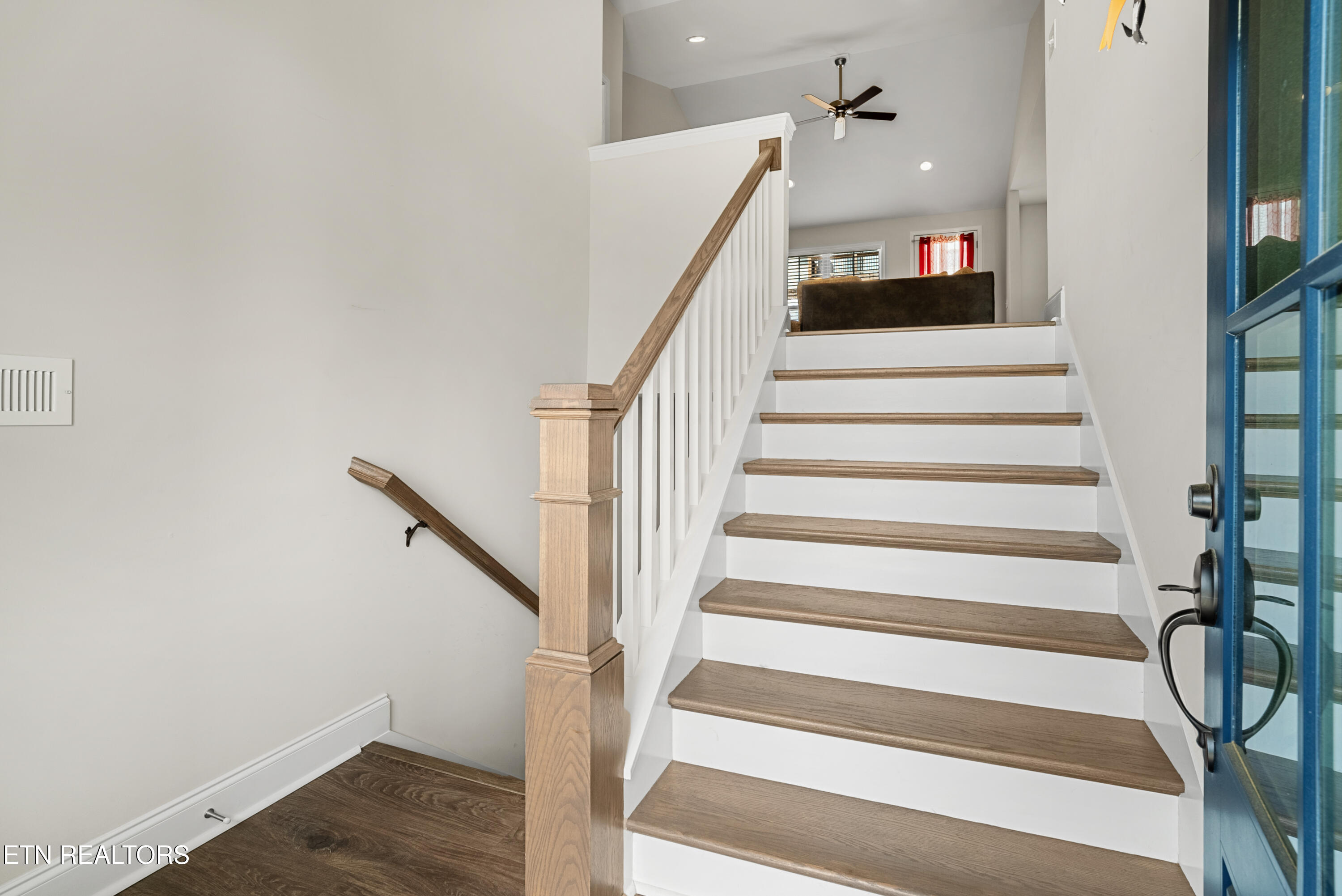8121 Chapel Hill Lane