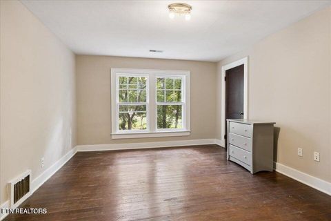 Tiny photo for 3509 Tazewell Pike, Knoxville, TN 37918 (MLS # 1331302)