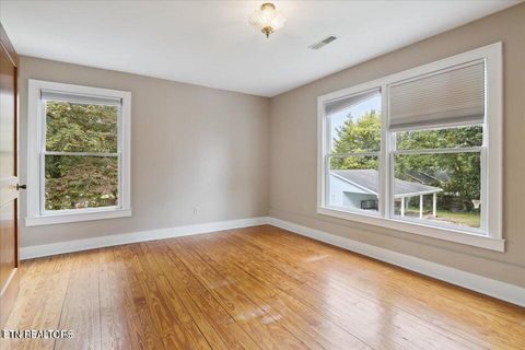 Tiny photo for 3509 Tazewell Pike, Knoxville, TN 37918 (MLS # 1331302)