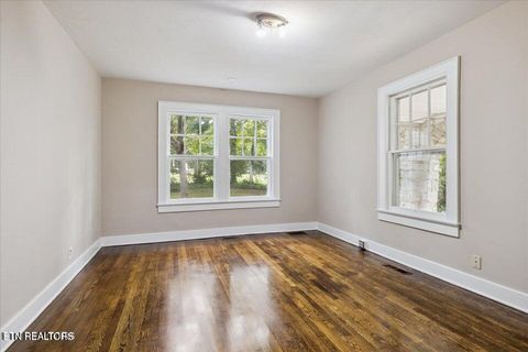 Tiny photo for 3509 Tazewell Pike, Knoxville, TN 37918 (MLS # 1331302)