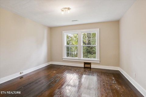 Tiny photo for 3509 Tazewell Pike, Knoxville, TN 37918 (MLS # 1331302)