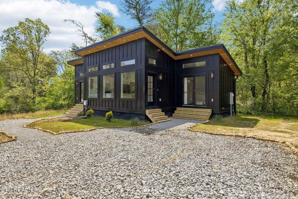 Photo of 157 Dwellings Drive, Tracy City, TN 37387 (MLS # 1338882)