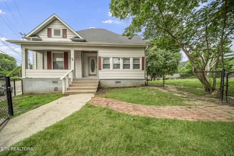 2701 Pershing St Knoxville TN 37917