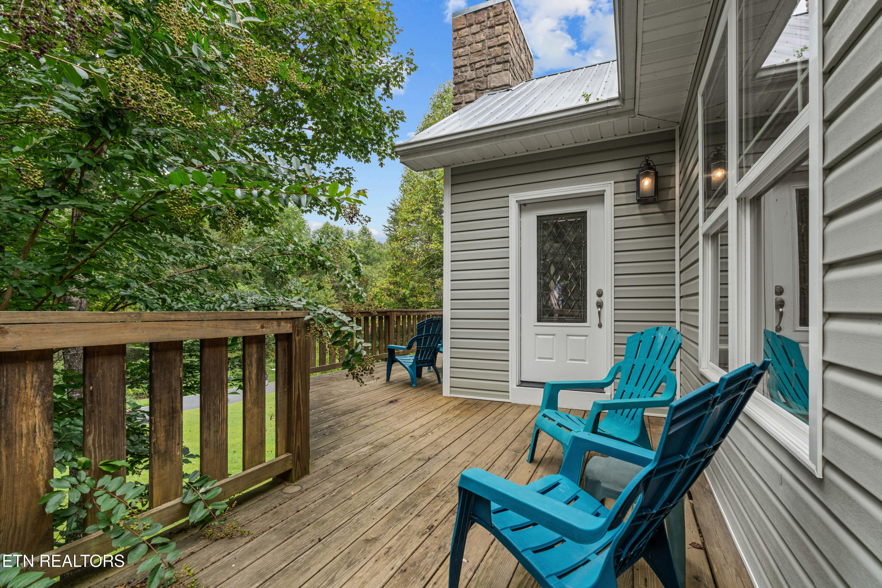 3851 Mistletoe Loop Loop