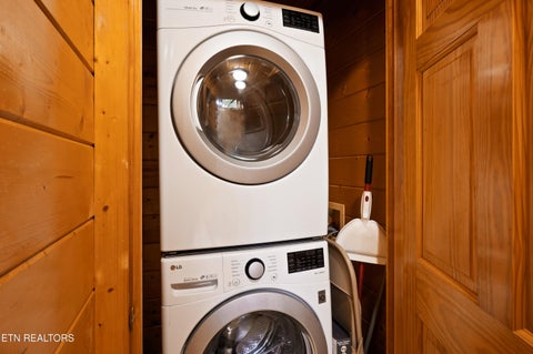Tiny photo for 2251 Upper Middle Creek Rd, Sevierville, TN 37876 (MLS # 1355498)