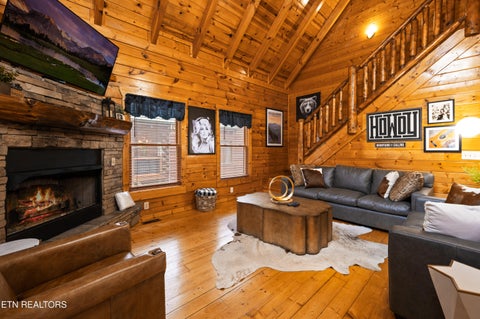 Tiny photo for 2251 Upper Middle Creek Rd, Sevierville, TN 37876 (MLS # 1355498)