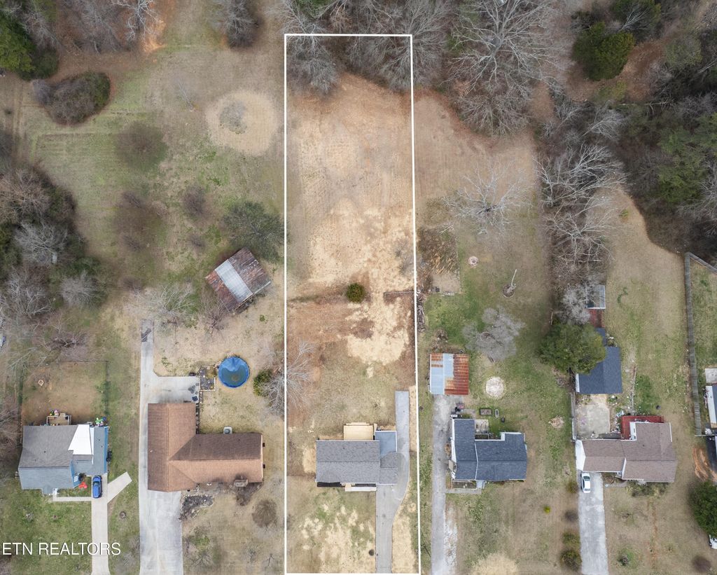 Photo of 5702 Ridgefield Rd, Knoxville, TN 37912 (MLS # 1331172)