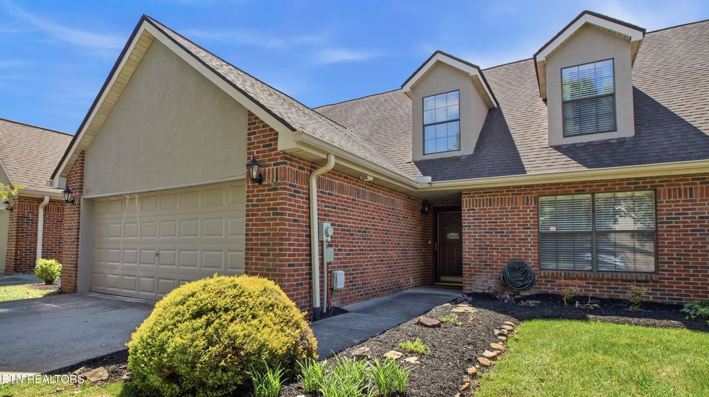 Photo of 619 Farragut Commons Drive, Knoxville, TN 37934 (MLS # 1339231)