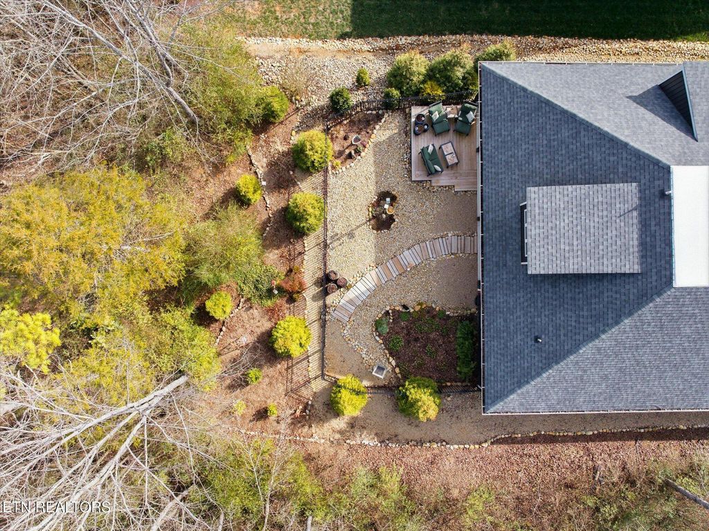 Photo of 162 Tsuhdatsi Way, Loudon, TN 37774 (MLS # 1327497)