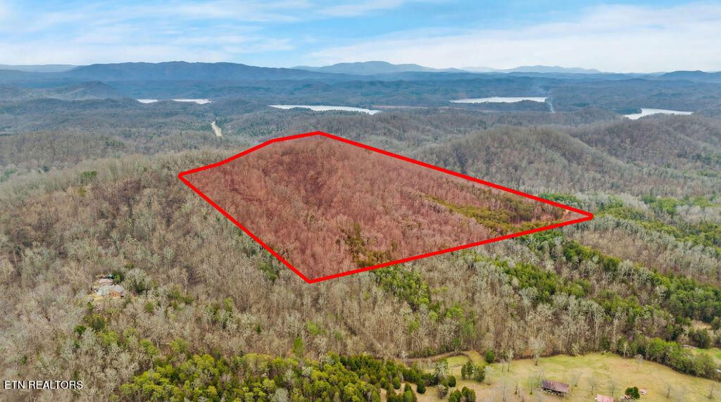 Photo of 1924 Big Gully Rd, Maryville, TN 37801 (MLS # 1337514)
