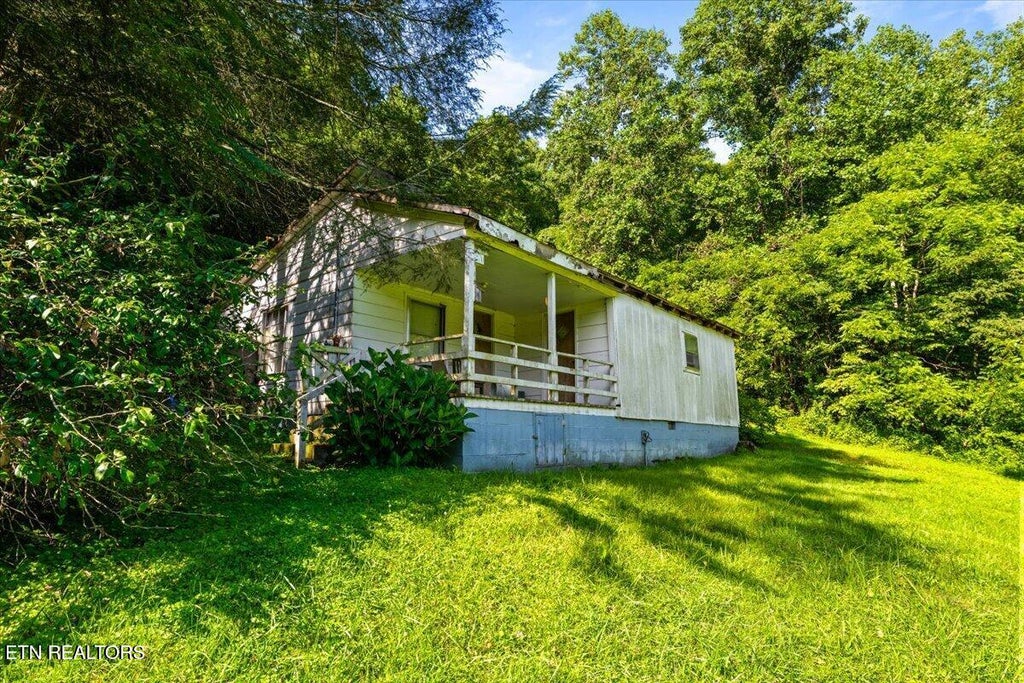 Photo of 259 Walden Hollow Lane, LaFollette, TN 37766 (MLS # 1351962)