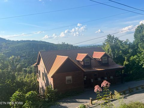 964 Village Loop Rd Gatlinburg TN 37738