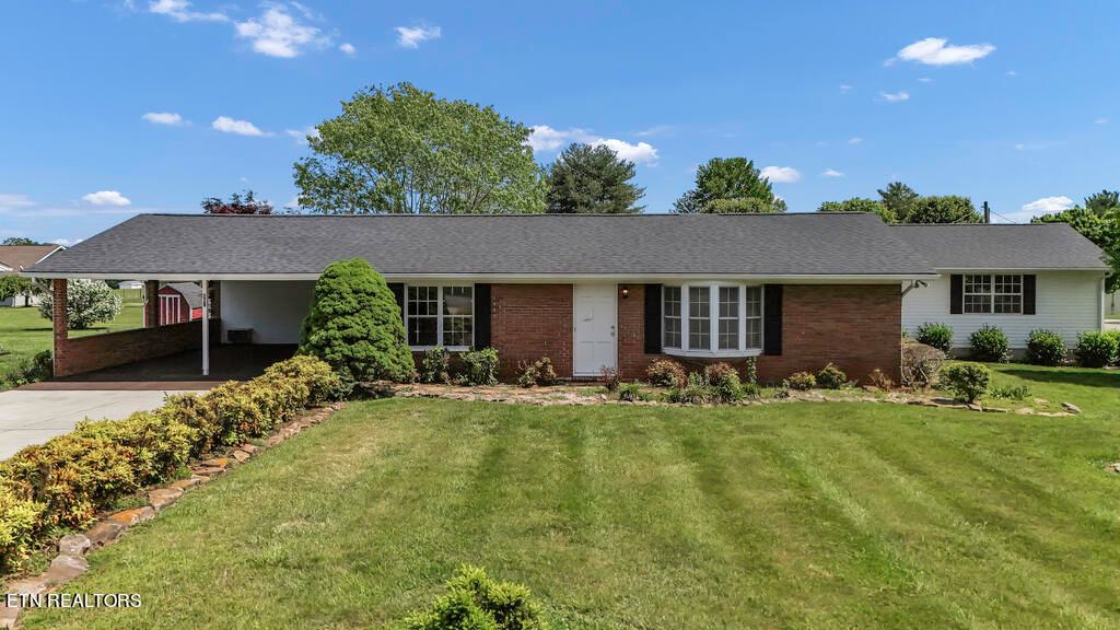 Photo of 157 Clinch View Drive, Corryton, TN 37721 (MLS # 1269508)