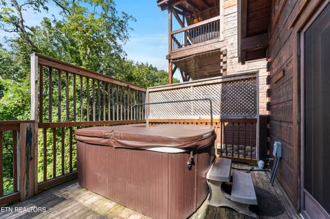 Tiny photo for 1251 Bear Cub Way, Gatlinburg, TN 37738 (MLS # 1298622)