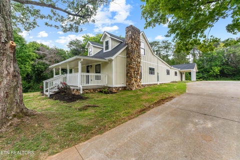 Tiny photo for 1921 Big Springs Rd, Maryville, TN 37801 (MLS # 1349869)