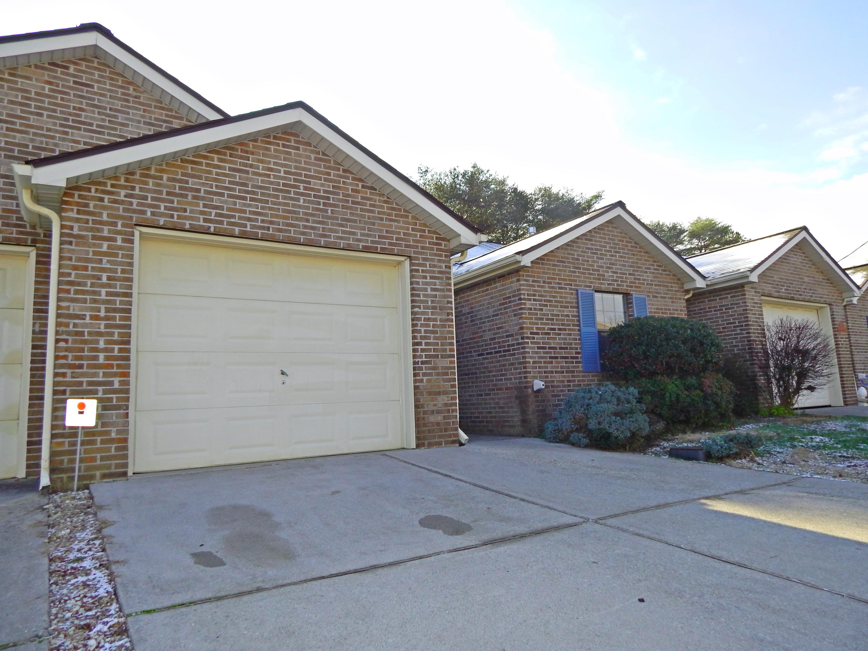 Photo 1 of 21 — 8443 Norway St, Knoxville, TN 37931