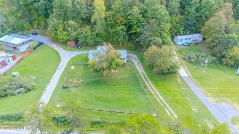 Tiny photo for 442 Highway 370, Luttrell, TN 37779 (MLS # 1317150)