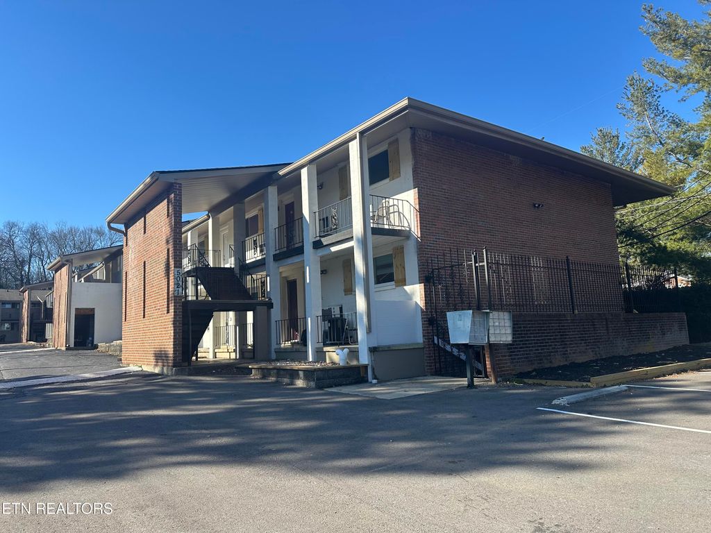Photo of 5021 Jacksboro Pike #19, Knoxville, TN 37918 (MLS # 1286560)