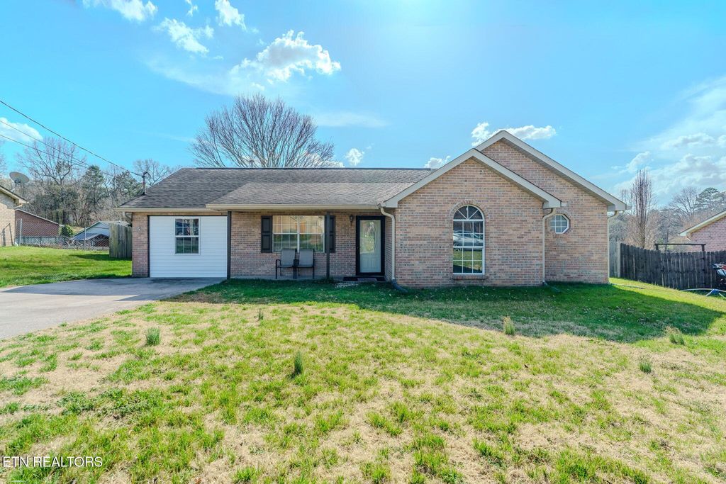 Photo of 5515 Malachi Circle, Knoxville, TN 37918 (MLS # 1335208)