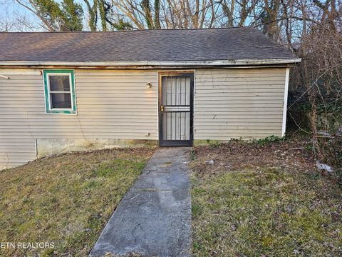 Tiny photo for 2400 Center Ave, Knoxville, TN 37915 (MLS # 1329211)