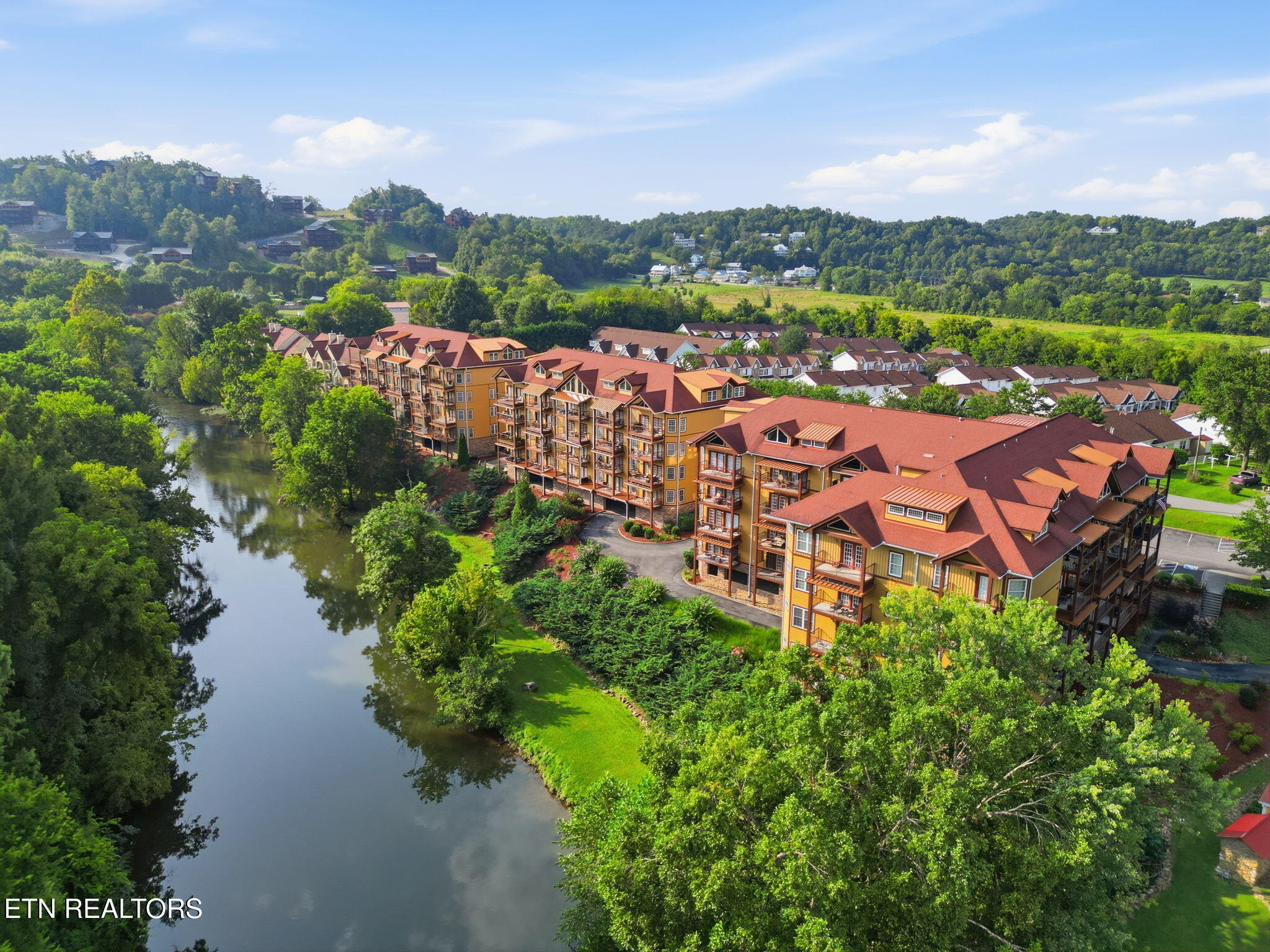 527 River Place Way 518