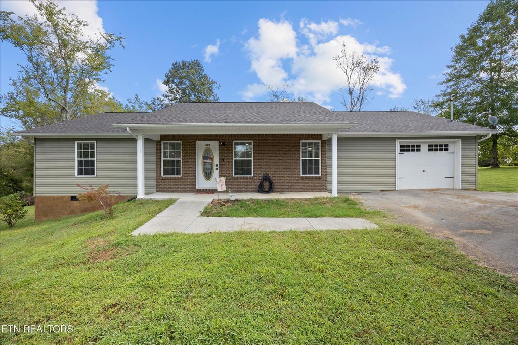 Photo of 624 Sue Drive, Kodak, TN 37764 (MLS # 1317093)