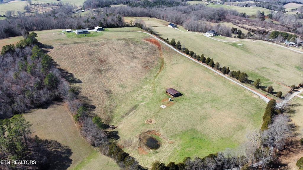 Photo of 300 Cole Rd, New Tazewell, TN 37825 (MLS # 1254922)