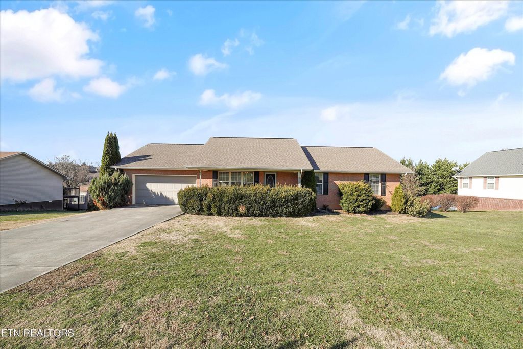 Photo of 1613 Jasmine Tr, Sevierville, TN 37862 (MLS # 1324615)