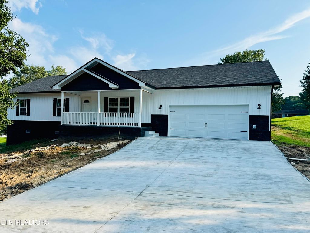 Photo of GLORIA Drive, Tazewell, TN 37879 (MLS # 1260257)