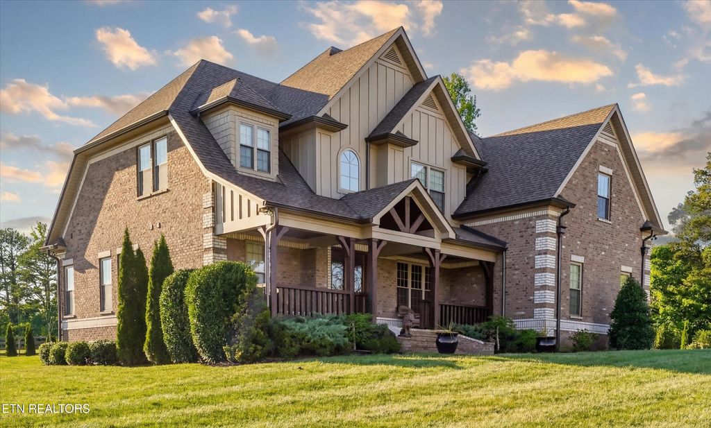 Photo of 1807 Thompson Rd, Knoxville, TN 37932 (MLS # 1327734)