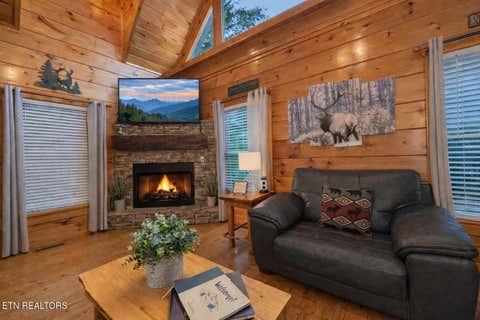 Tiny photo for 2251 Red Bud Rd Rd, Sevierville, TN 37876 (MLS # 1338435)