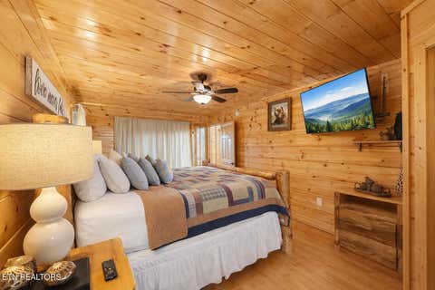 Tiny photo for 2251 Red Bud Rd Rd, Sevierville, TN 37876 (MLS # 1338435)