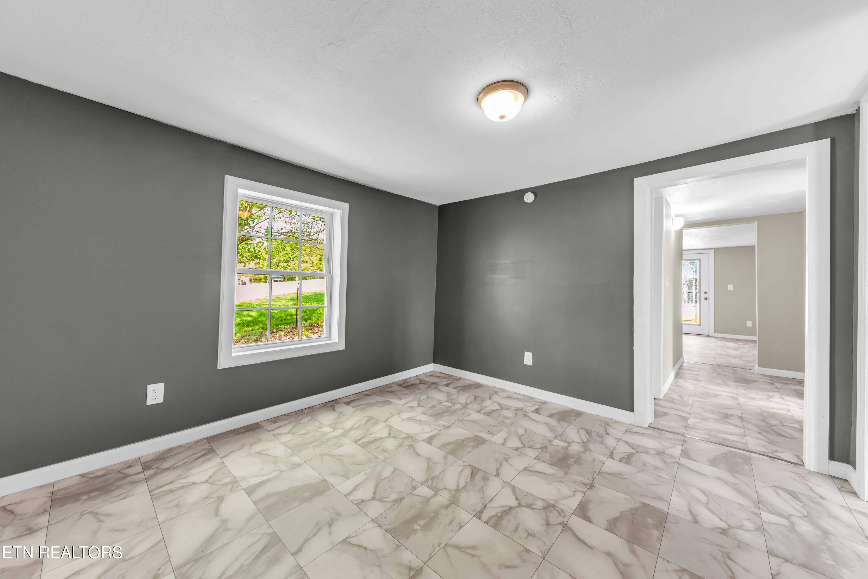 2433 Sweetwater Vonore Rd