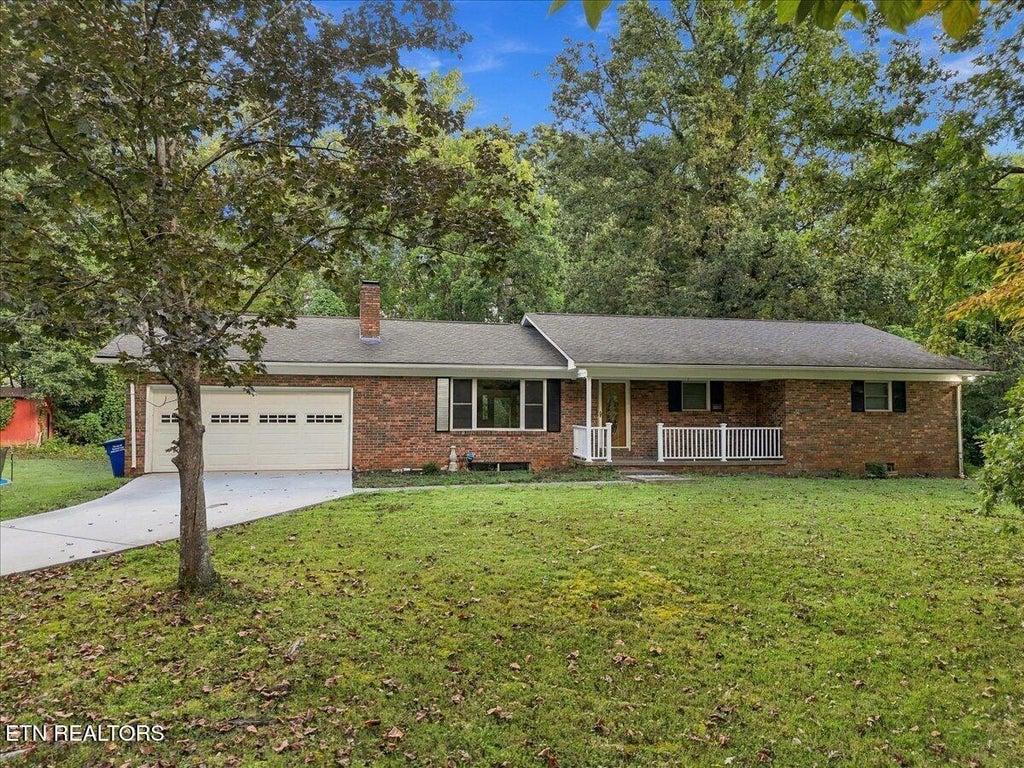 Photo of 144 W Highway 25-70 Hwy, Dandridge, TN 37725 (MLS # 1356896)
