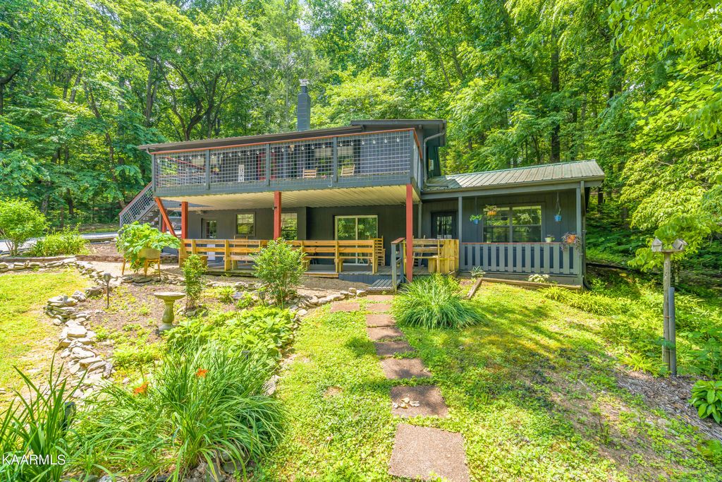 Photo of 114 Pam Lane, Townsend, TN 37882 (MLS # 1230636)